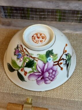 Vintage Chinese Jingdezhen Porcelain Bowl Hand-Painted Peony & Songbird Gilt Rim